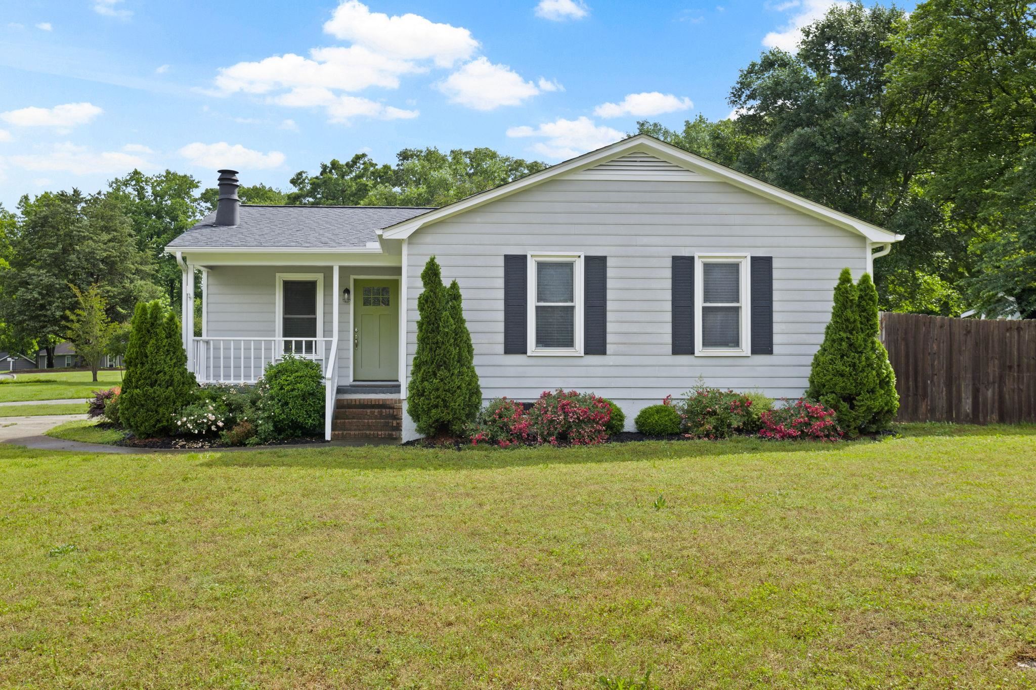 10 Meadowview Drive, Taylors, South Carolina image 1