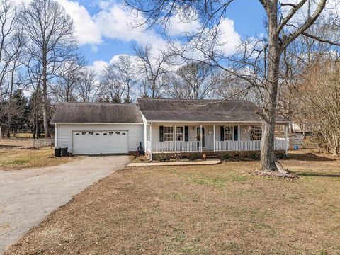 Homes For Sale - 1659 Rainbow Lake Road<br/> Inman, SC 29349