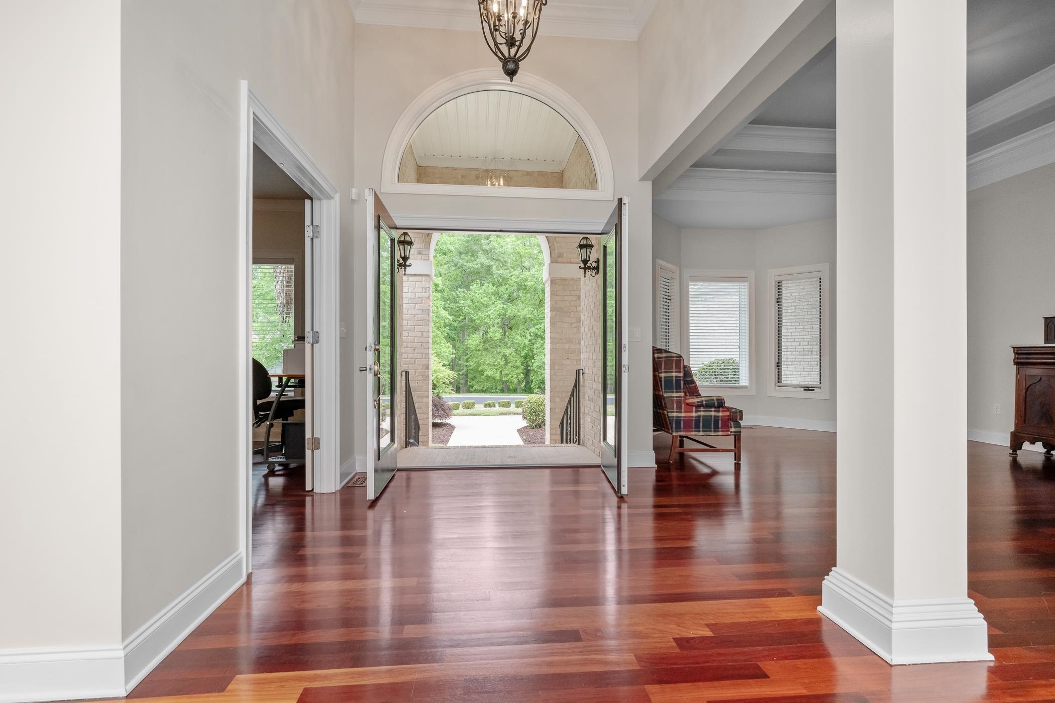 389 Crepe Myrtle Drive, Greer, South Carolina image 3