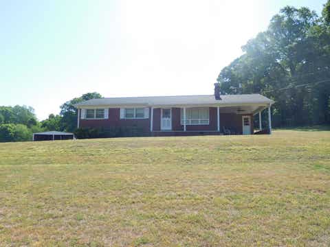 Homes For Sale - 217 Peoples Creek Road Road<br/> Gaffney, SC 29340