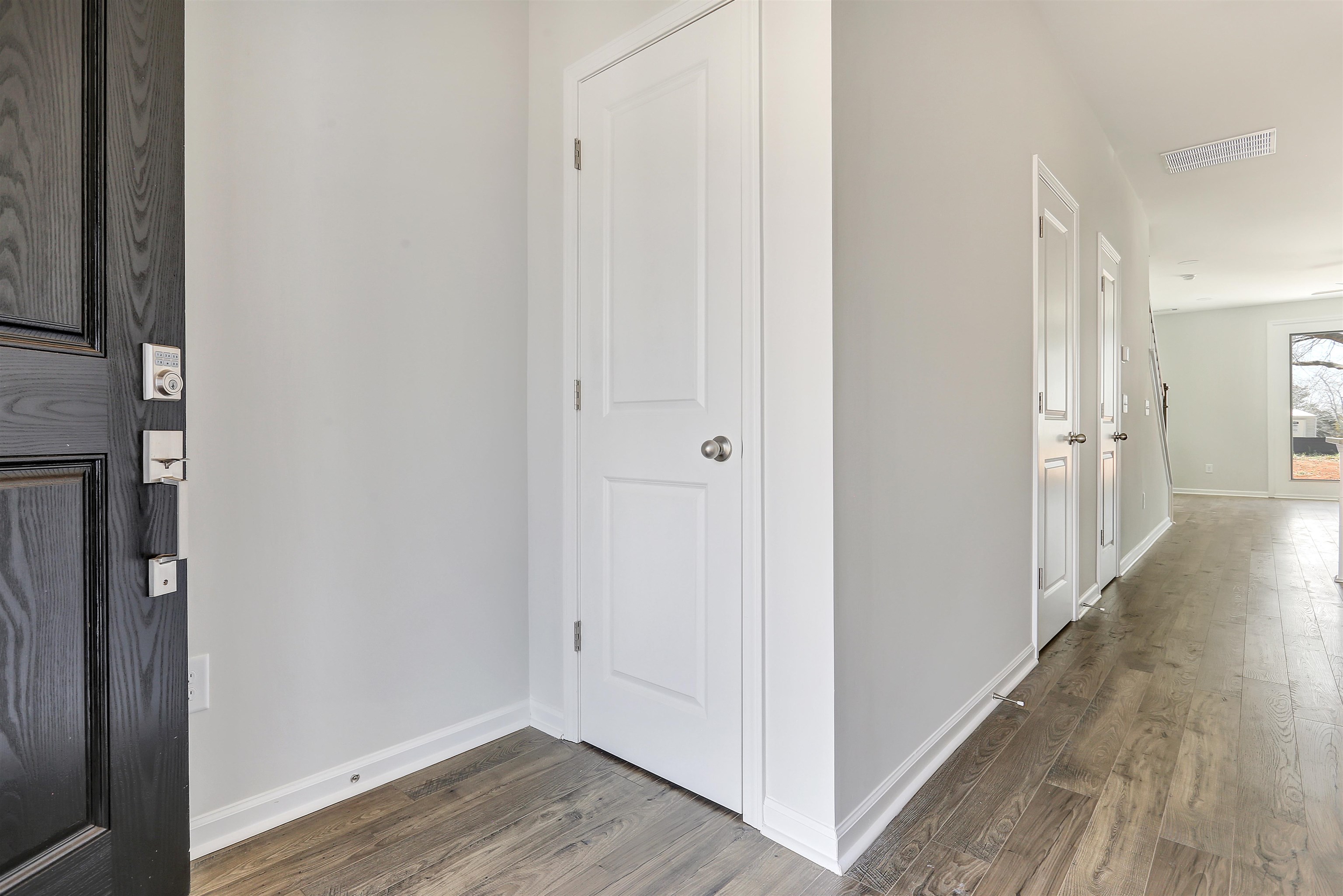 115 Turfway Drive, Greer, South Carolina image 7