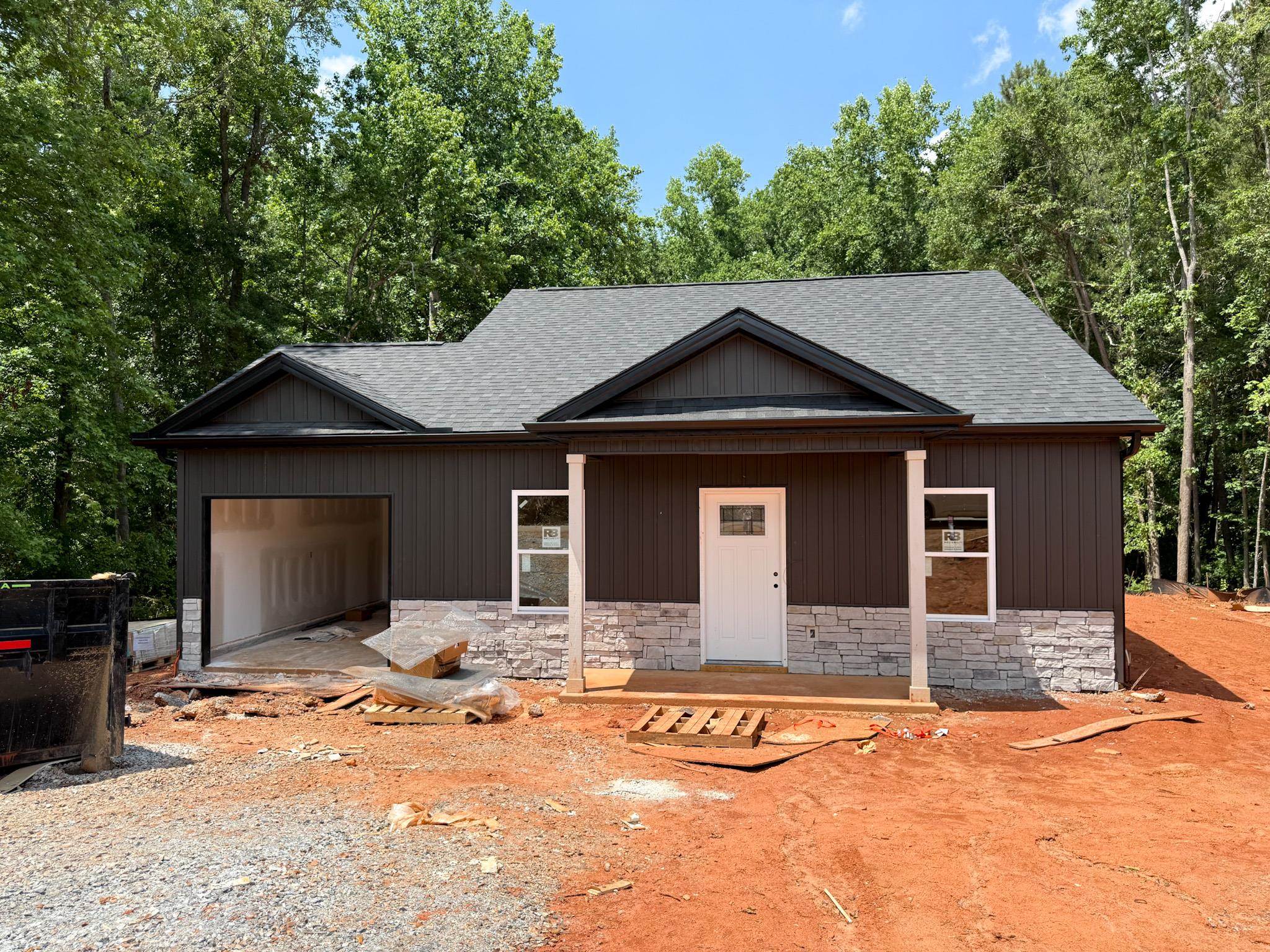 210 Foxfire Road, Cowpens, South Carolina image 1