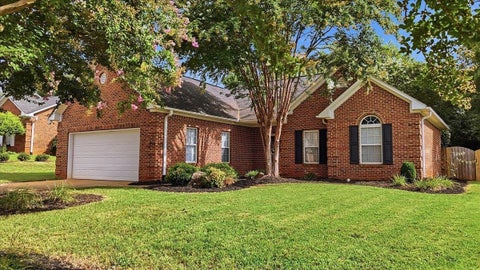 Homes For Sale - 529 Fox Hurst Court<br/> Moore, SC 29369