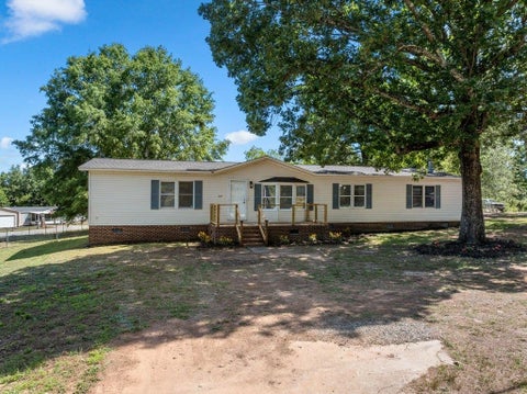 Mobile Home For Sale - 139 Blue Ridge Road<br/> Campobello, SC 29322