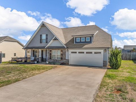 Homes For Sale - 757 Berry Road<br/> Boiling Springs, SC 29316