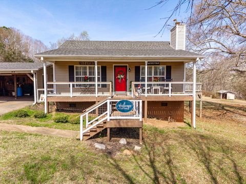 Homes For Sale - 880 Evins Rd Rd<br/> Pauline, SC 29374