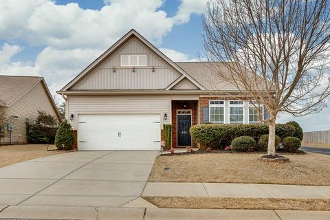 Homes For Sale - 422 Bucklebury Road<br/> Greer, SC 29651