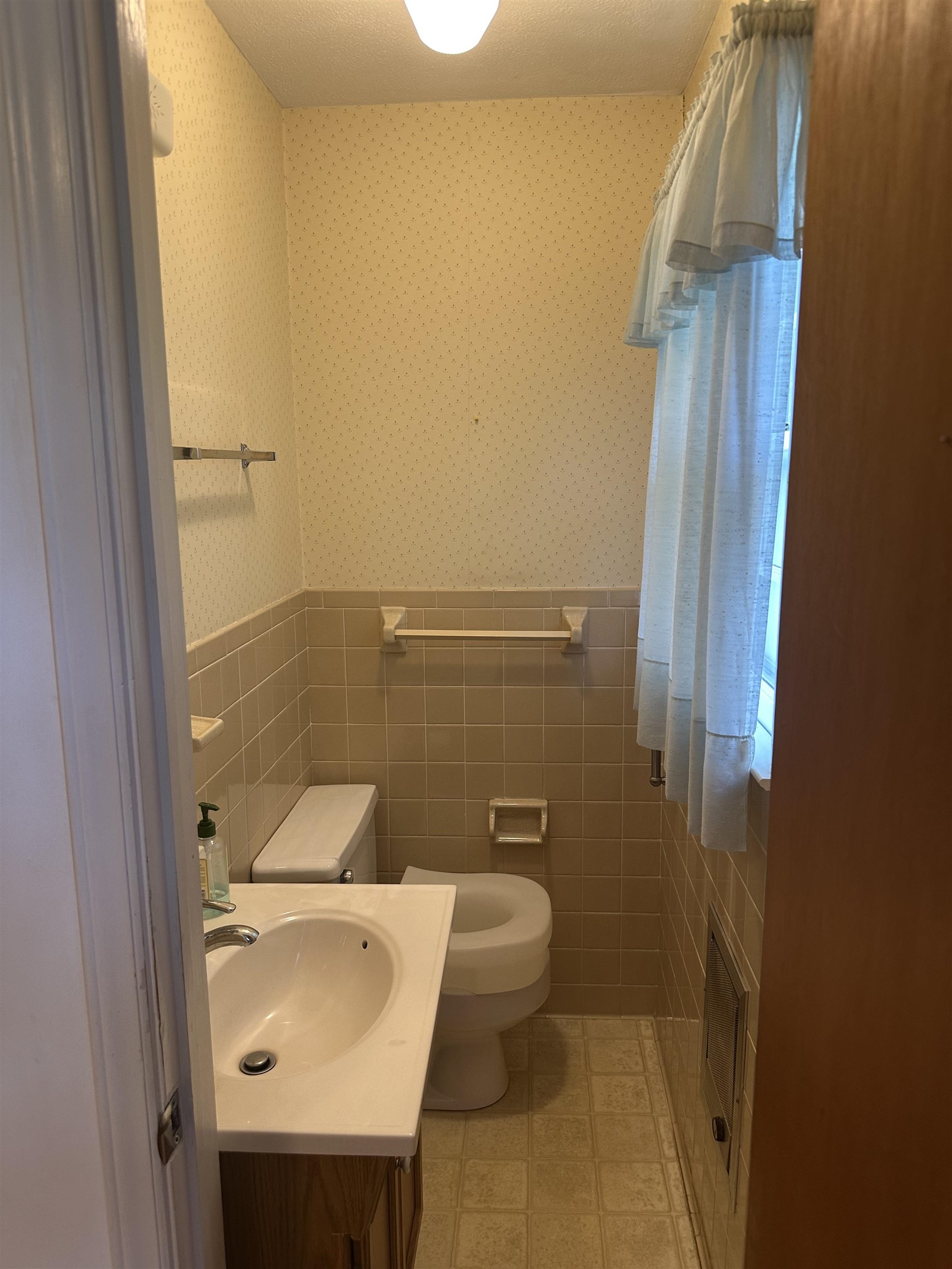 105 E Crestview Street, Landrum, South Carolina image 15