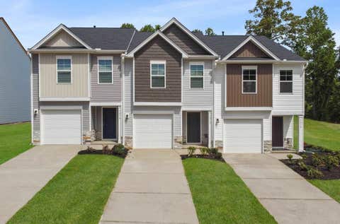 Townhouse For Sale - 1289 Forestbrook Lane<br/> Spartanburg, SC 29303