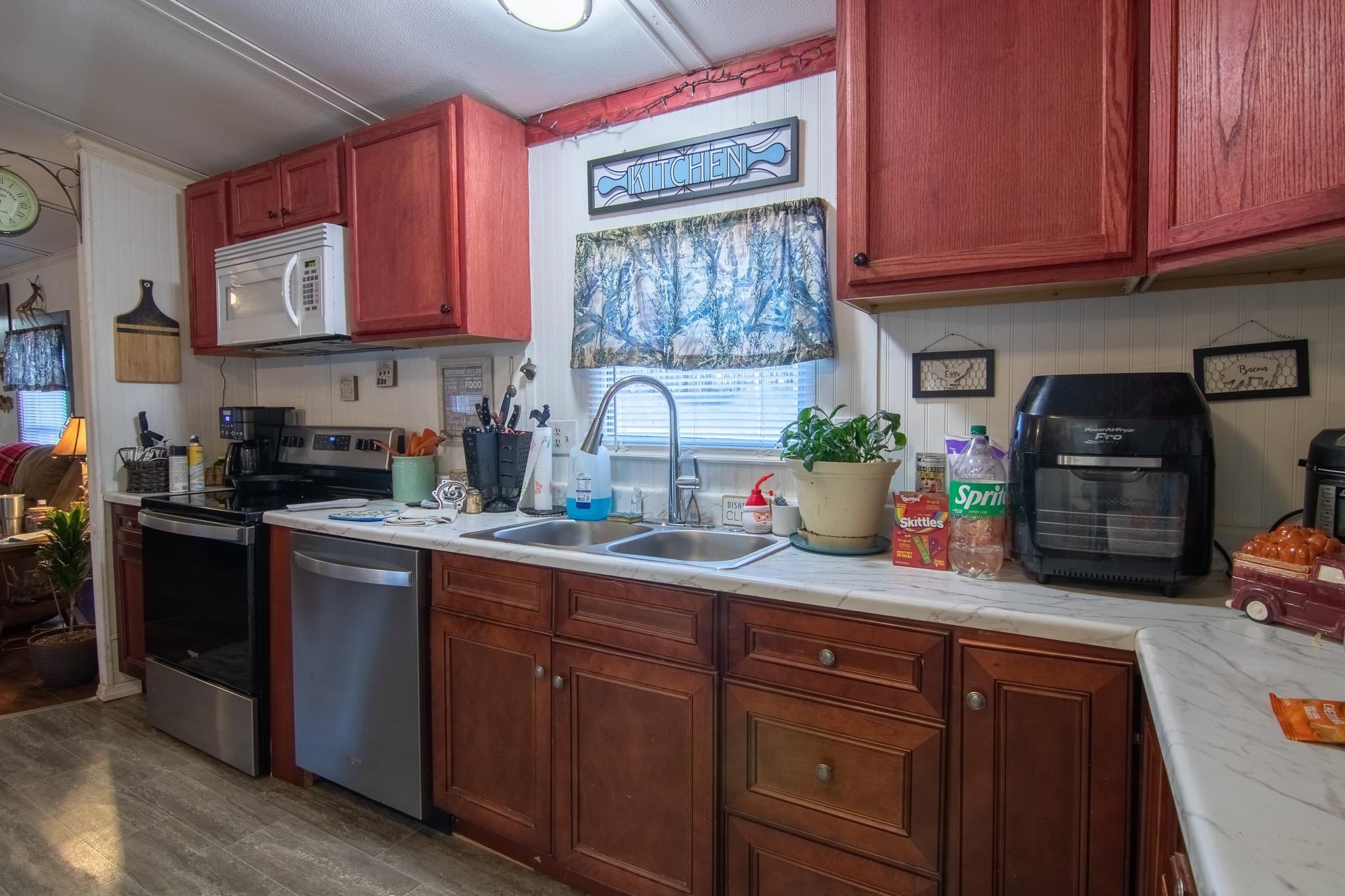 2680 Melvin Hill Road, Campobello, South Carolina image 9