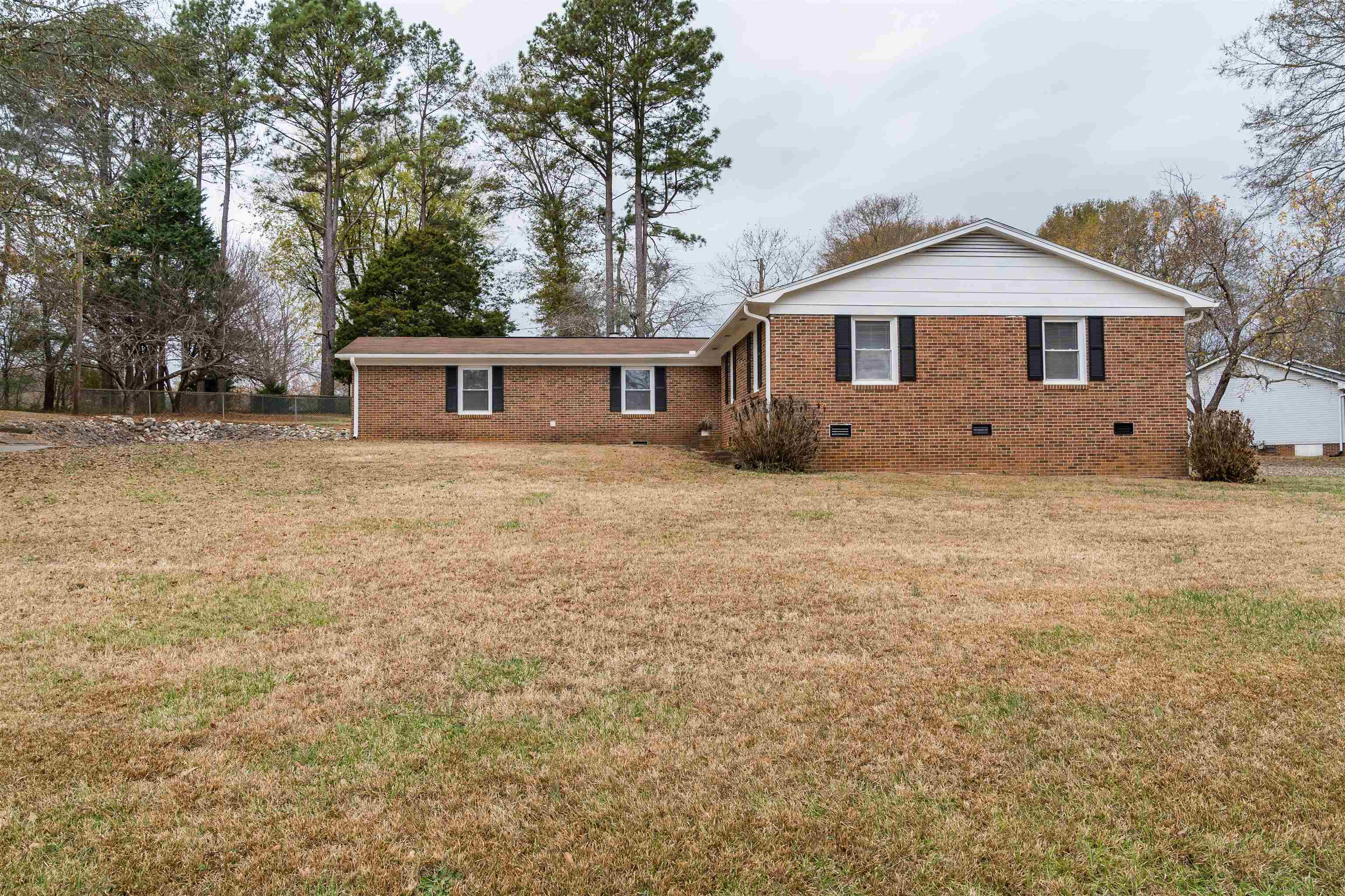 227 Candlewood Lane, Gaffney, South Carolina image 1