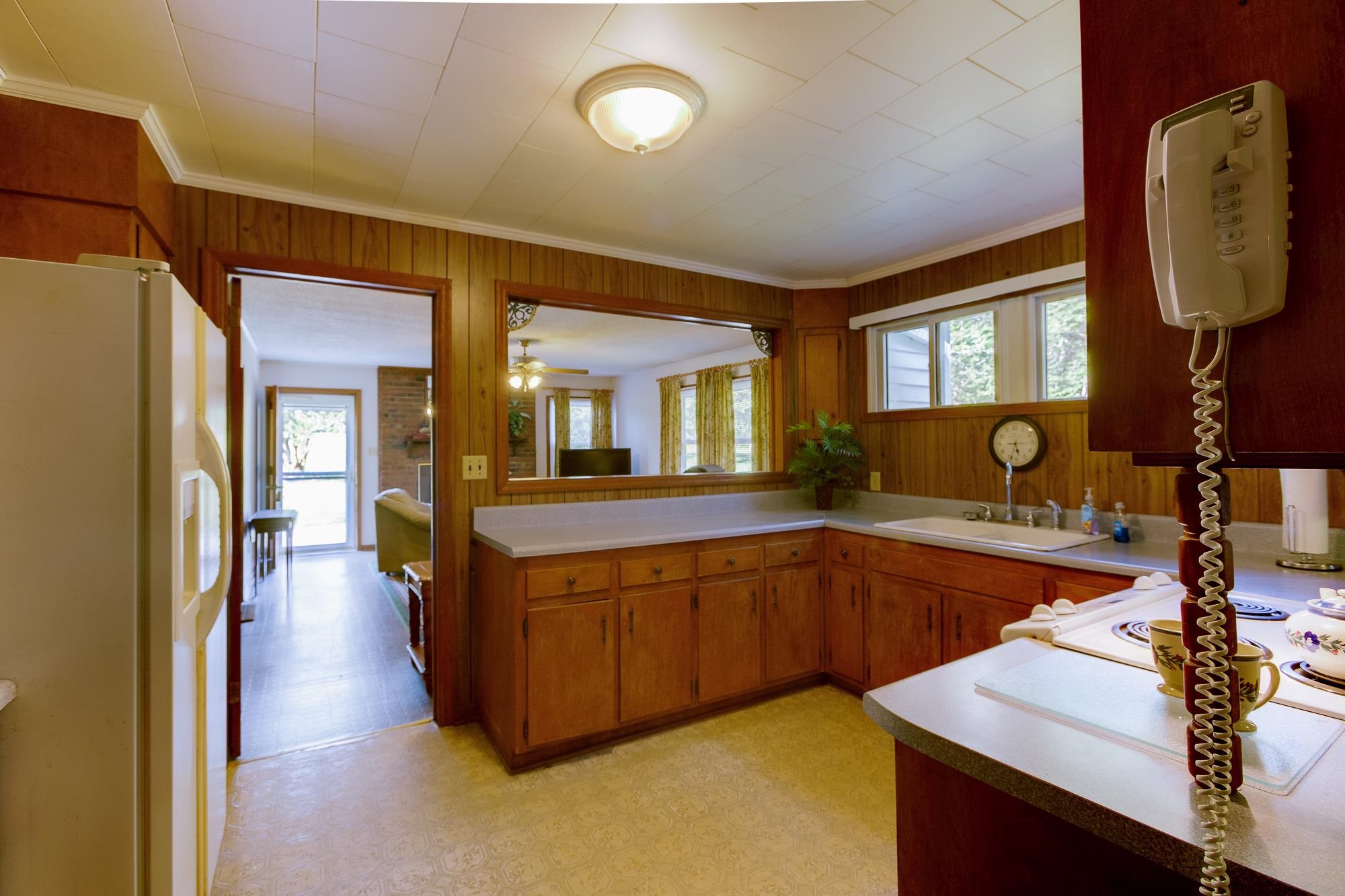 312 Ninety Nine Island Rd, Blacksburg, South Carolina image 2