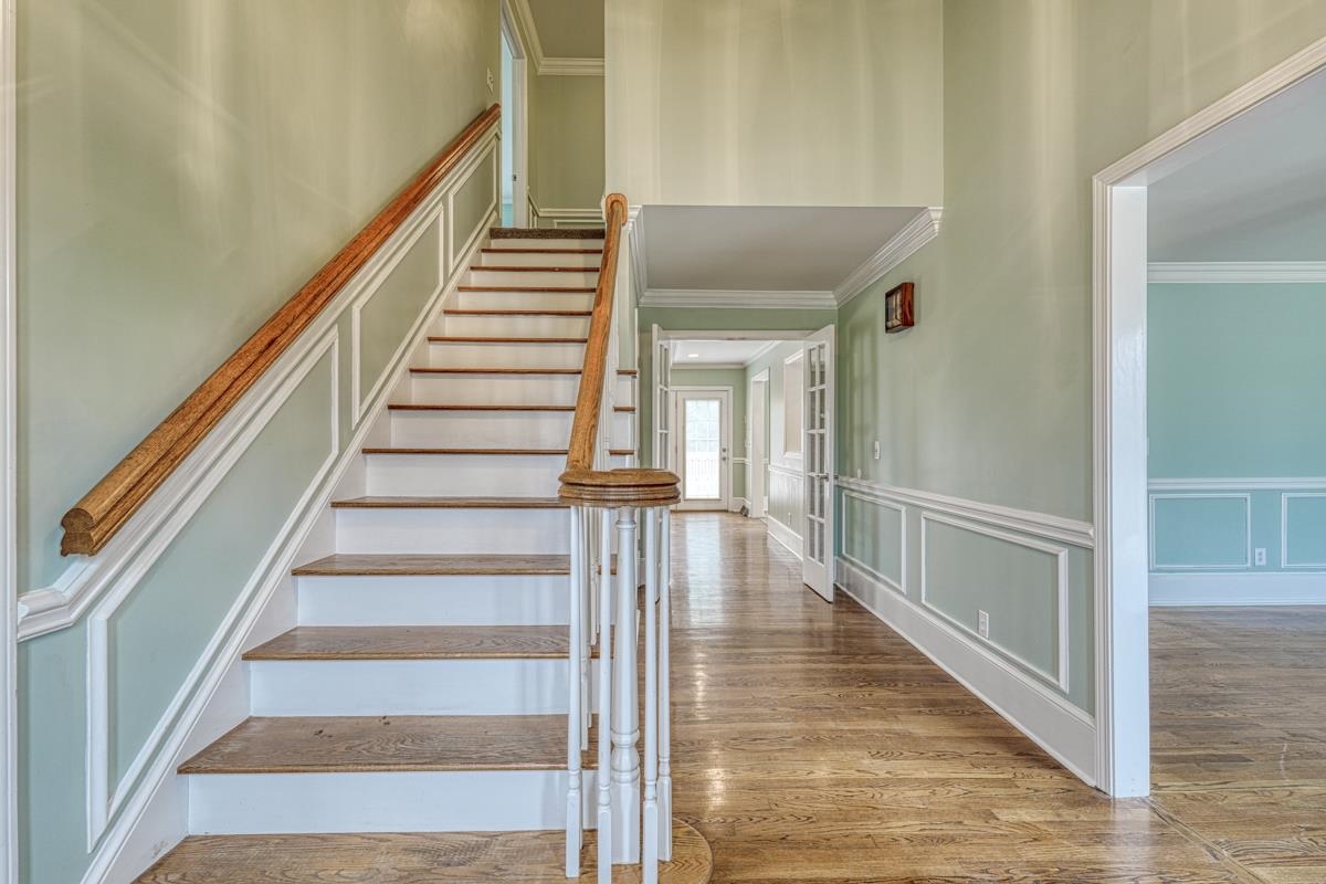 1215 Shadowood Drive, Spartanburg, South Carolina image 2