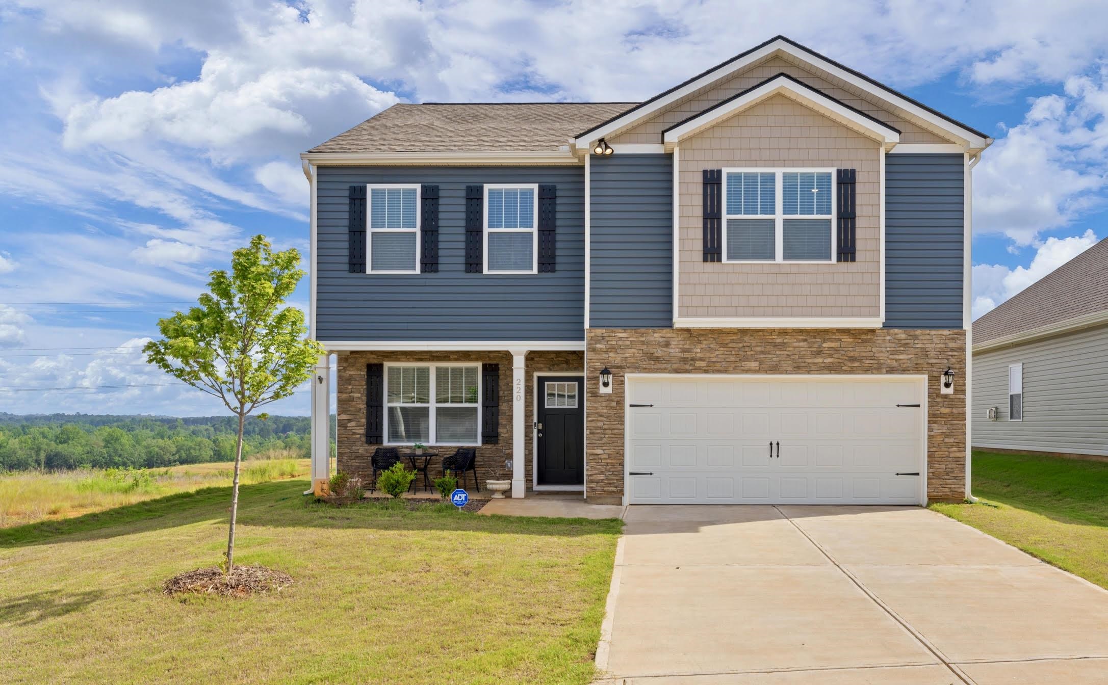 220 Emerald Creek Ave, Greer, South Carolina image 1