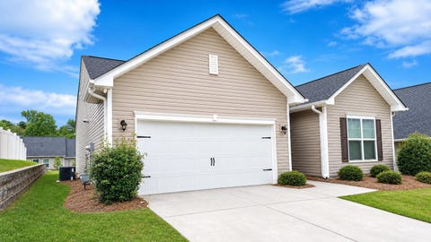 Homes For Sale - 452 White Peach Way<br/> Duncan, SC 29334