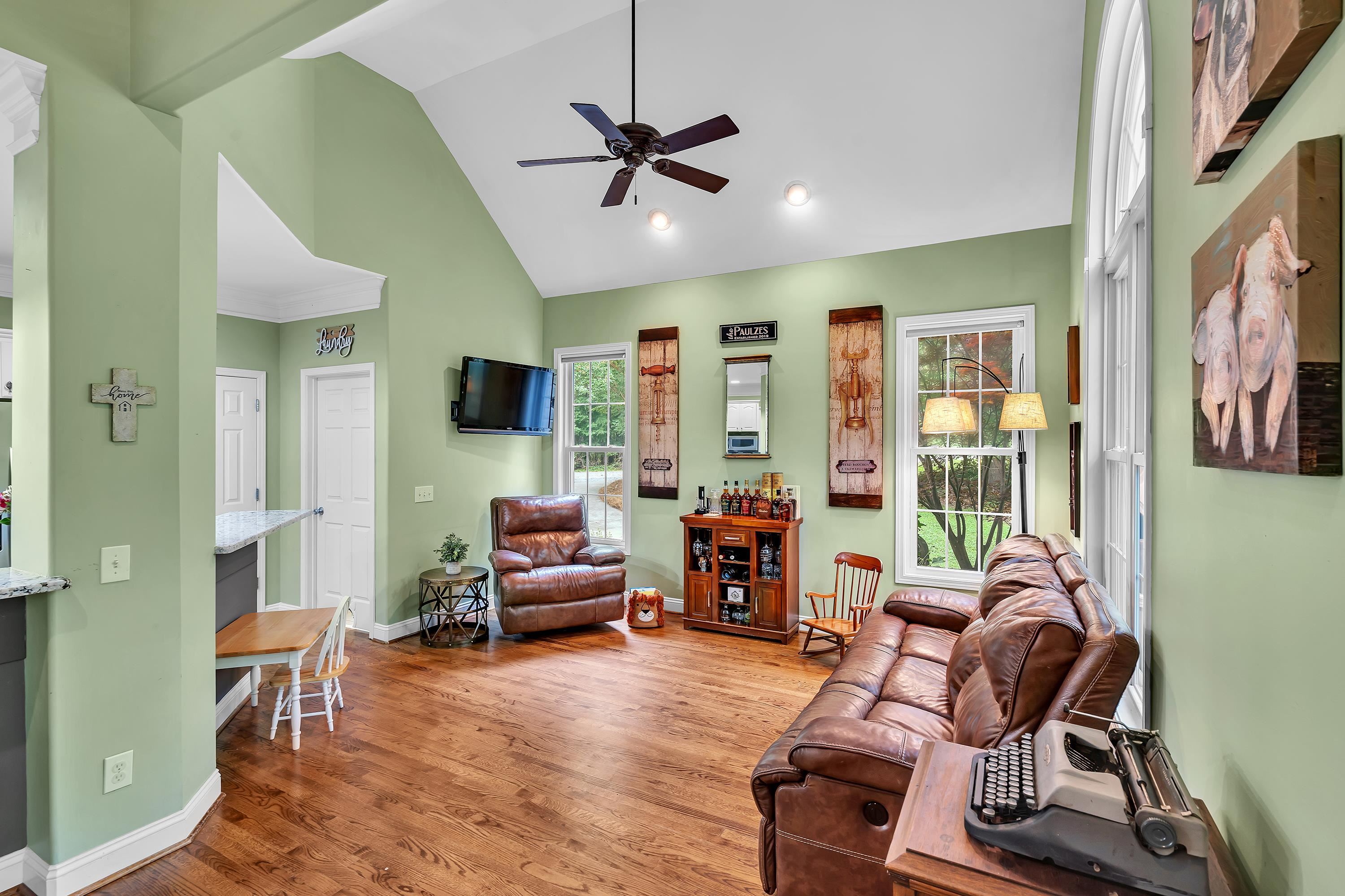 2030 Fasana Road, New York, South Carolina image 11