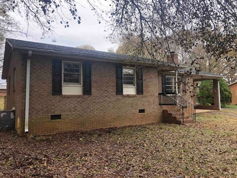 A home in Cowpens