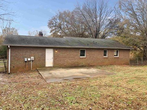 A home in Cowpens