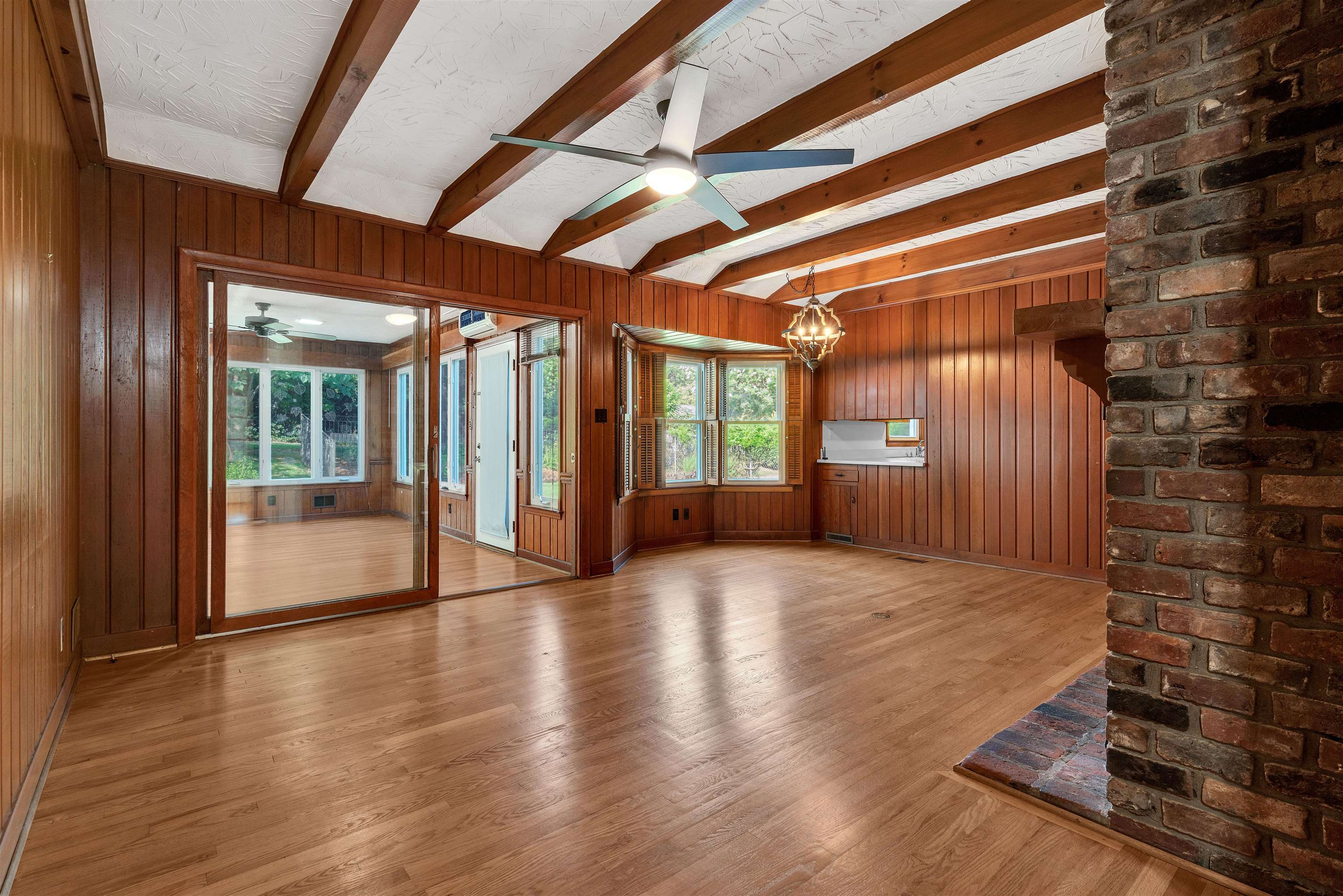 212 Beechwood Drive, Spartanburg, New York image 8