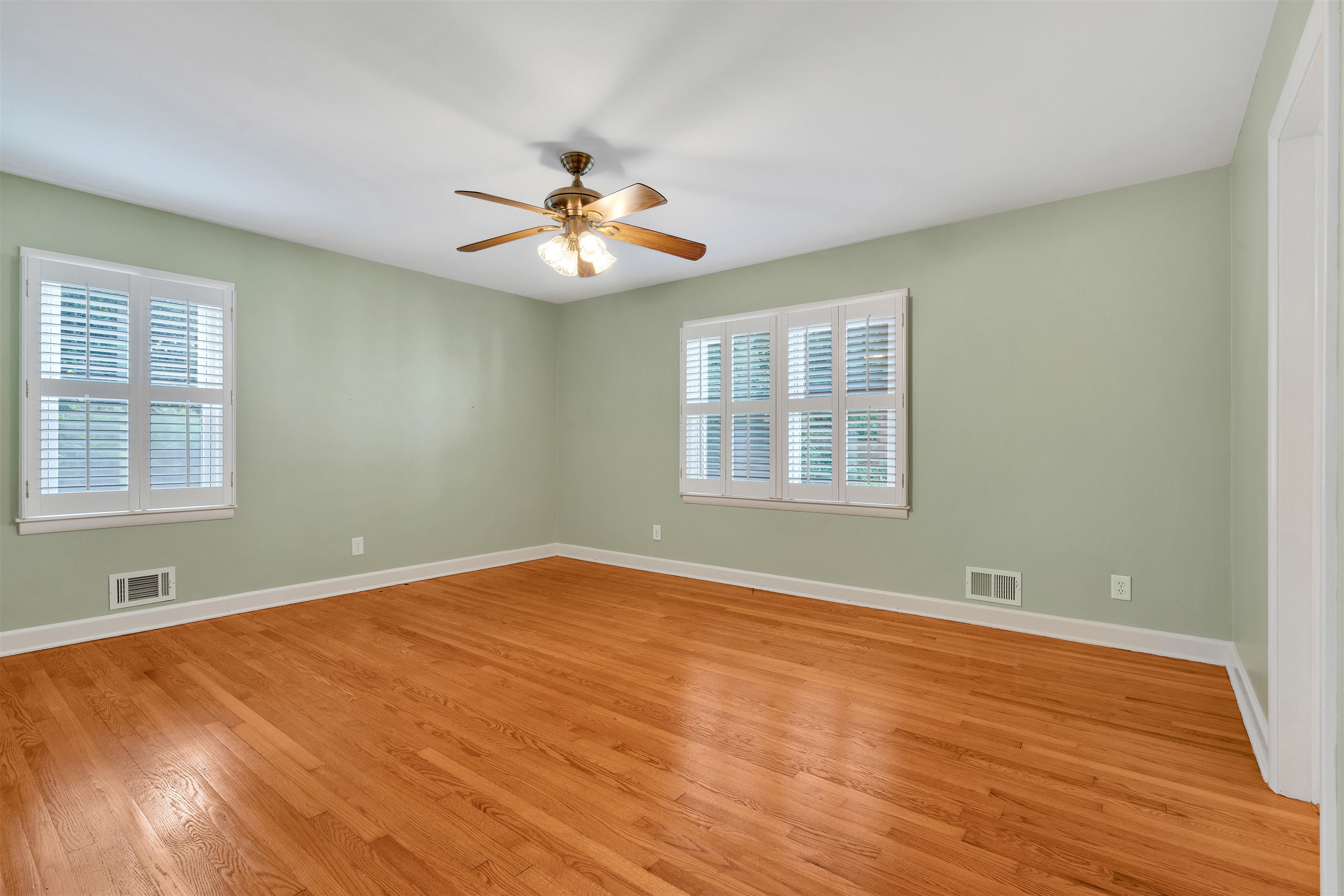 212 Beechwood Drive, Spartanburg, New York image 12