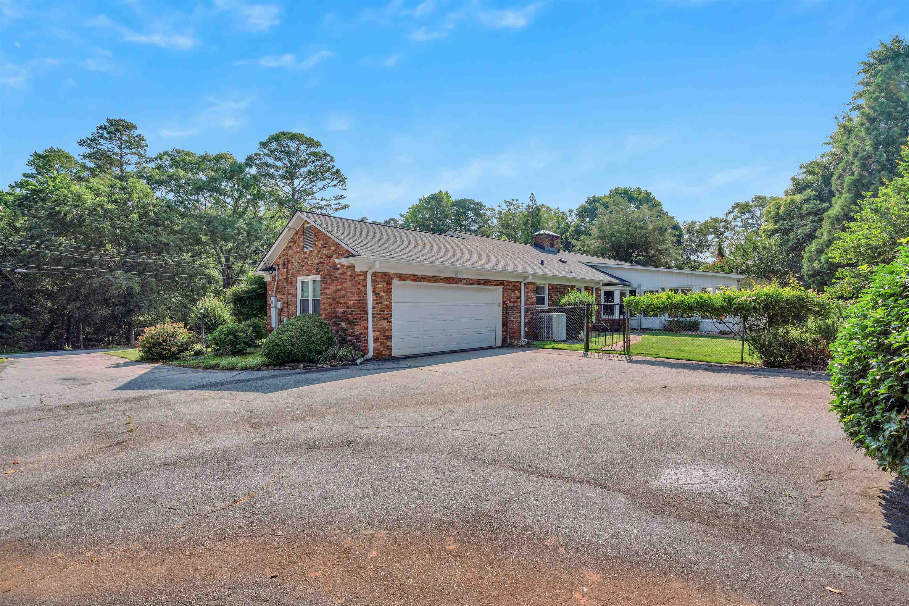212 Beechwood Drive, Spartanburg, New York image 26