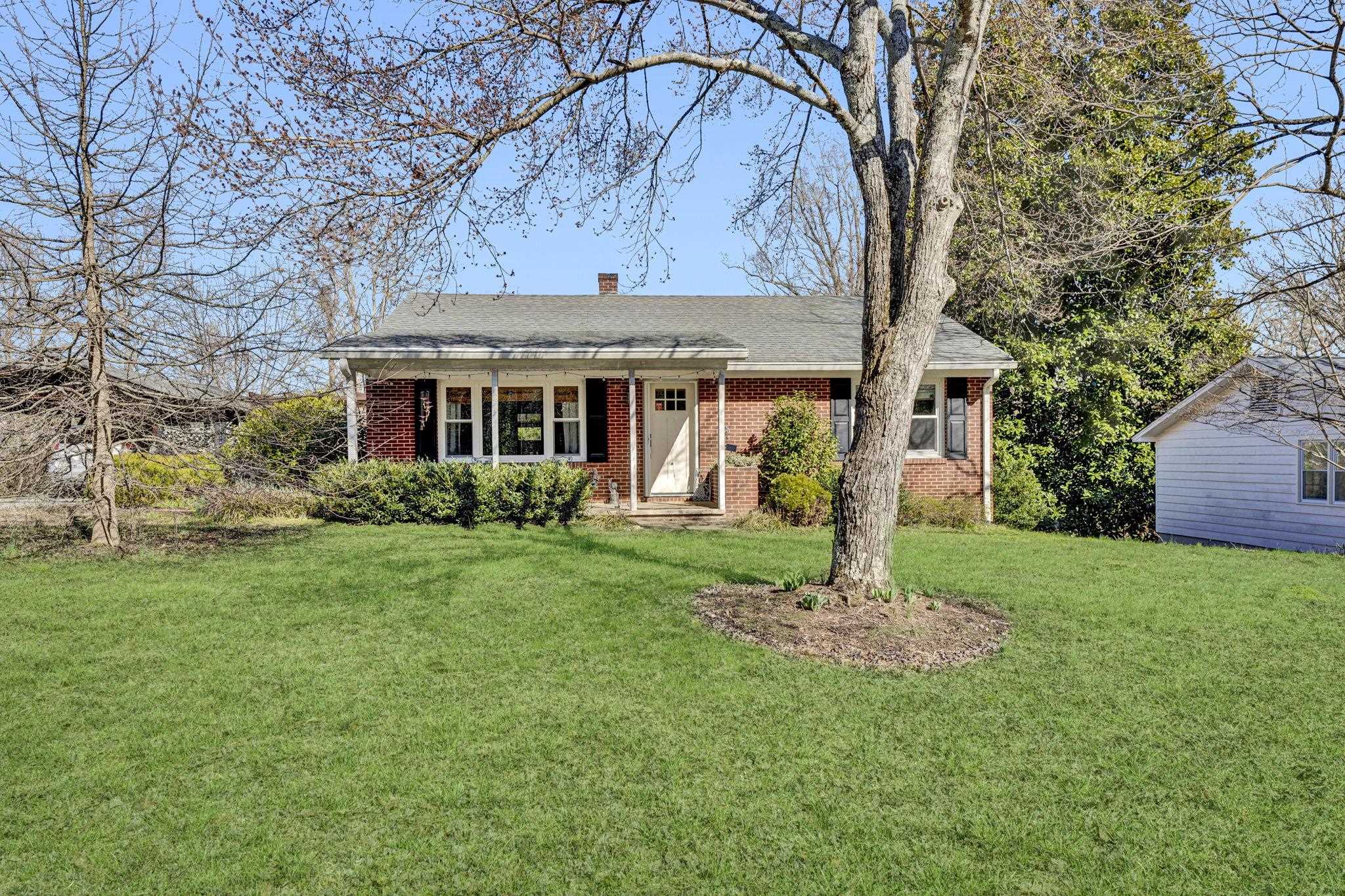 113 S Poplar Avenue, Landrum, South Carolina image 1