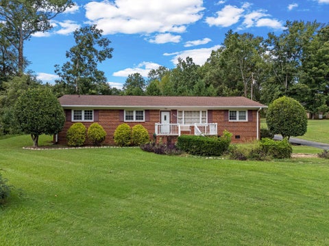 Homes For Sale - 808 Primrose Lane<br/> Spartanburg, SC 29303