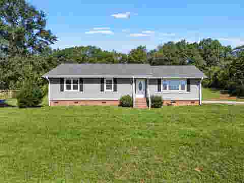 Homes For Sale - 1257 Hampton Road<br/> Inman, SC 29349