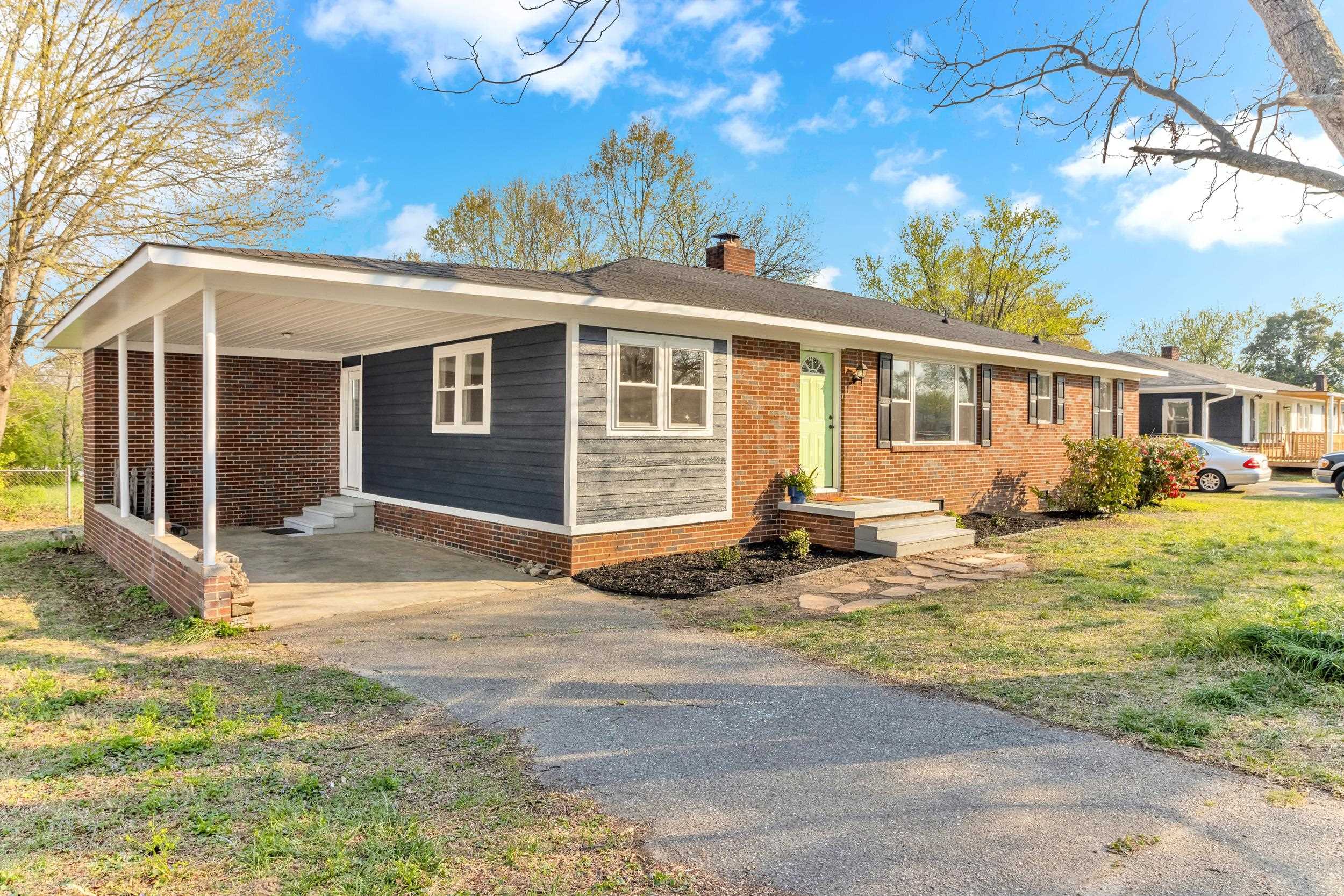 541 Glenwood Drive, Spartanburg, South Carolina image 2