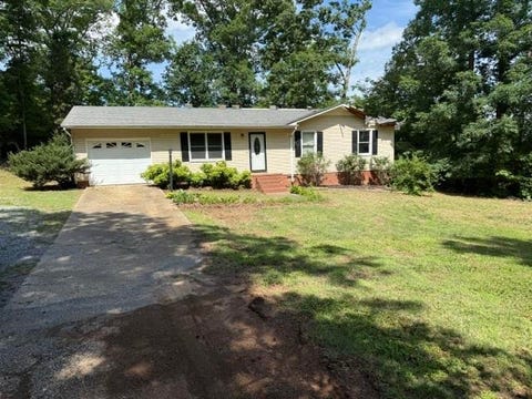 Homes For Sale - 166 Foxfire Drive<br/> Gaffney, SC 29340
