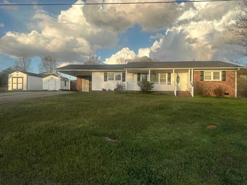 Homes For Sale - 411 Hillbrook Circle<br/> PACOLET, SC 29372