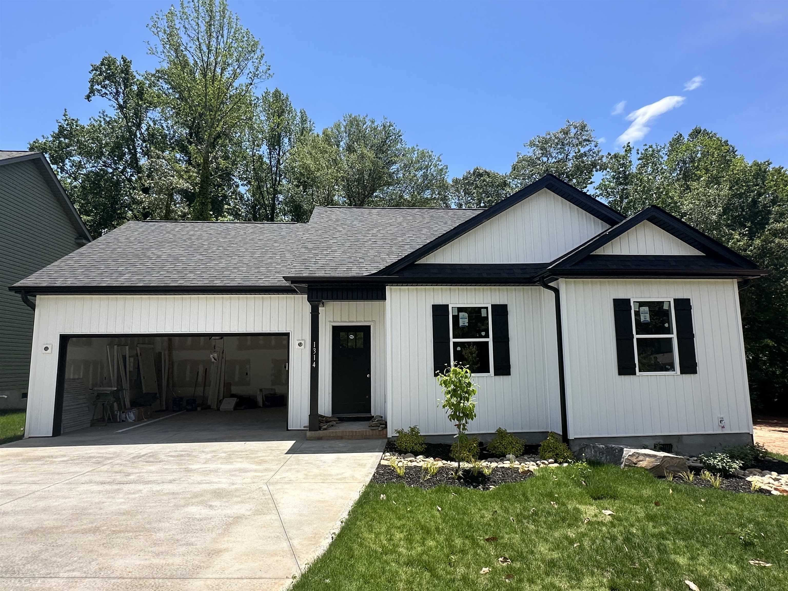 1314 Shoresbrook Road, Spartanburg, South Carolina image 1