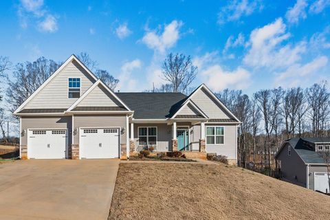 Homes For Sale - 615 Forden Drive<br/> Wellford, SC 20385