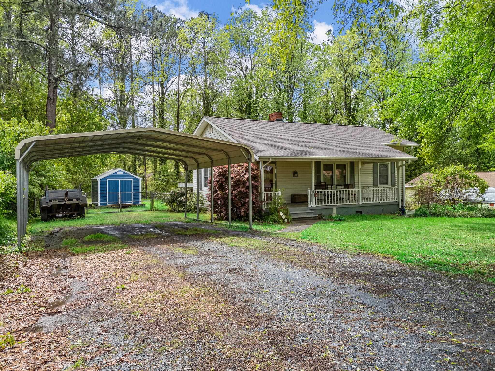 811 Winterhawk Circle, Inman, South Carolina image 2