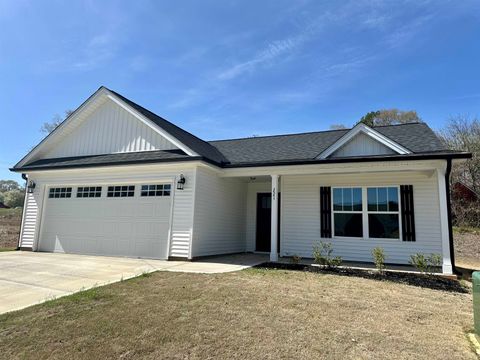 Homes For Sale - 221 Upper Beaver Creek Drive<br/> Moore, SC 29369