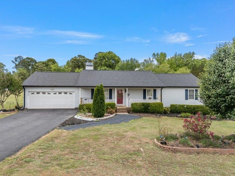 Homes For Sale - 101 Springside Drive<br/> Boiling Springs, SC 29316