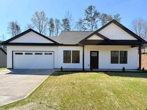 Homes For Sale - 835 Campobello Gramling School Road<br/> CAMPOBELLO, SC 29322