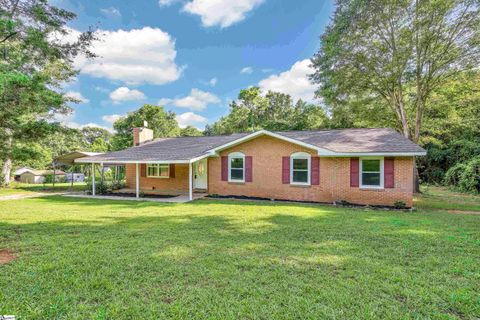 Homes For Sale - 2428 Mount Lebanon Road<br/> Buffalo, SC 29321