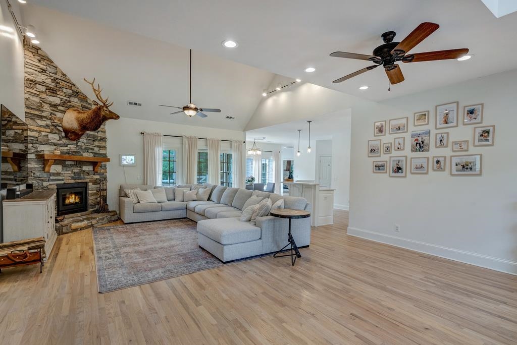 355 Night Lark Lane, Campobello, South Carolina image 8
