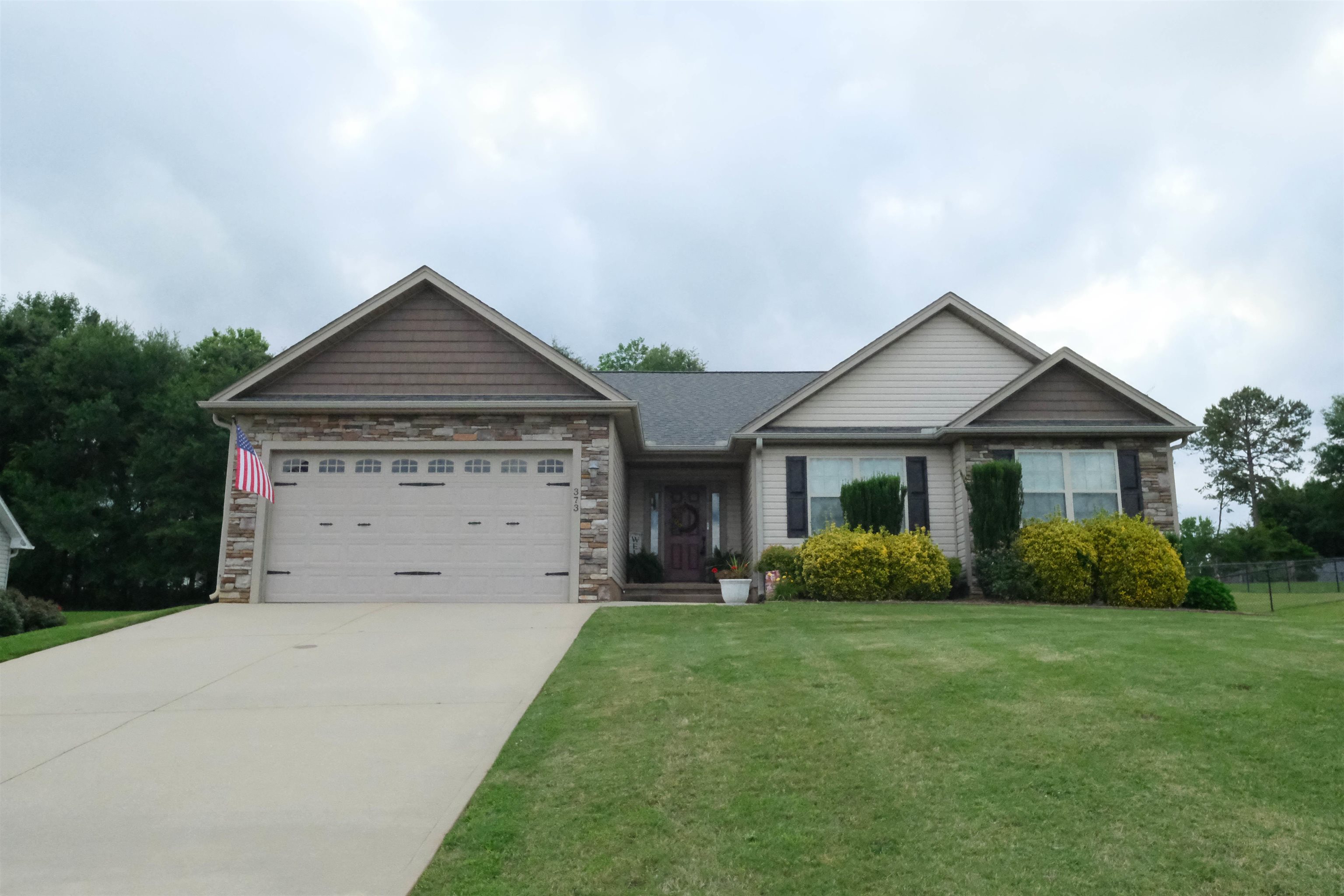 373 Saddlers Run, Chesnee, South Carolina image 1