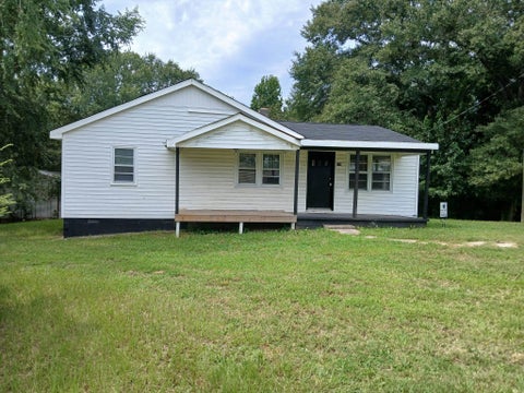 Homes For Sale - 114 Berry Street<br/> Jonesville, SC 29353