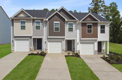 Townhouse For Sale - 1291 Forestbrook Lane<br/> Spartanburg, SC 29303