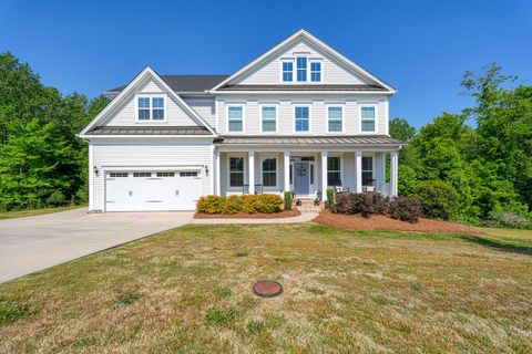 Homes For Sale - 160 Scotts Bluff Drive<br/> Simpsonville, SC 29681
