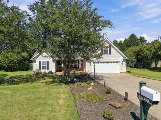 213 HENDERSON MEADOW WAY, LYMAN, SC 29365 - Image 264c75b4d4ba3c9bb502ffae8f815fc0/3823649042