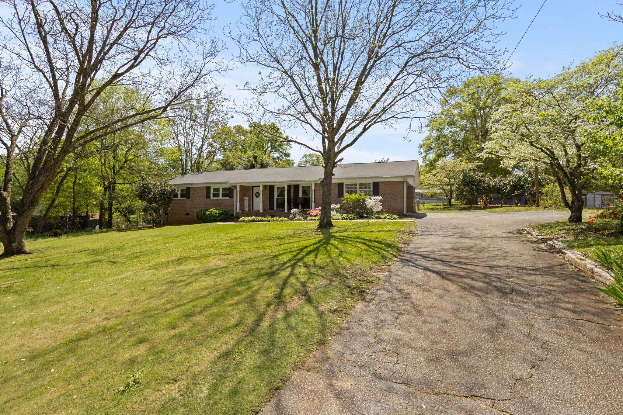 26 Pine Ridge Drive, Greenville, South Carolina image 4