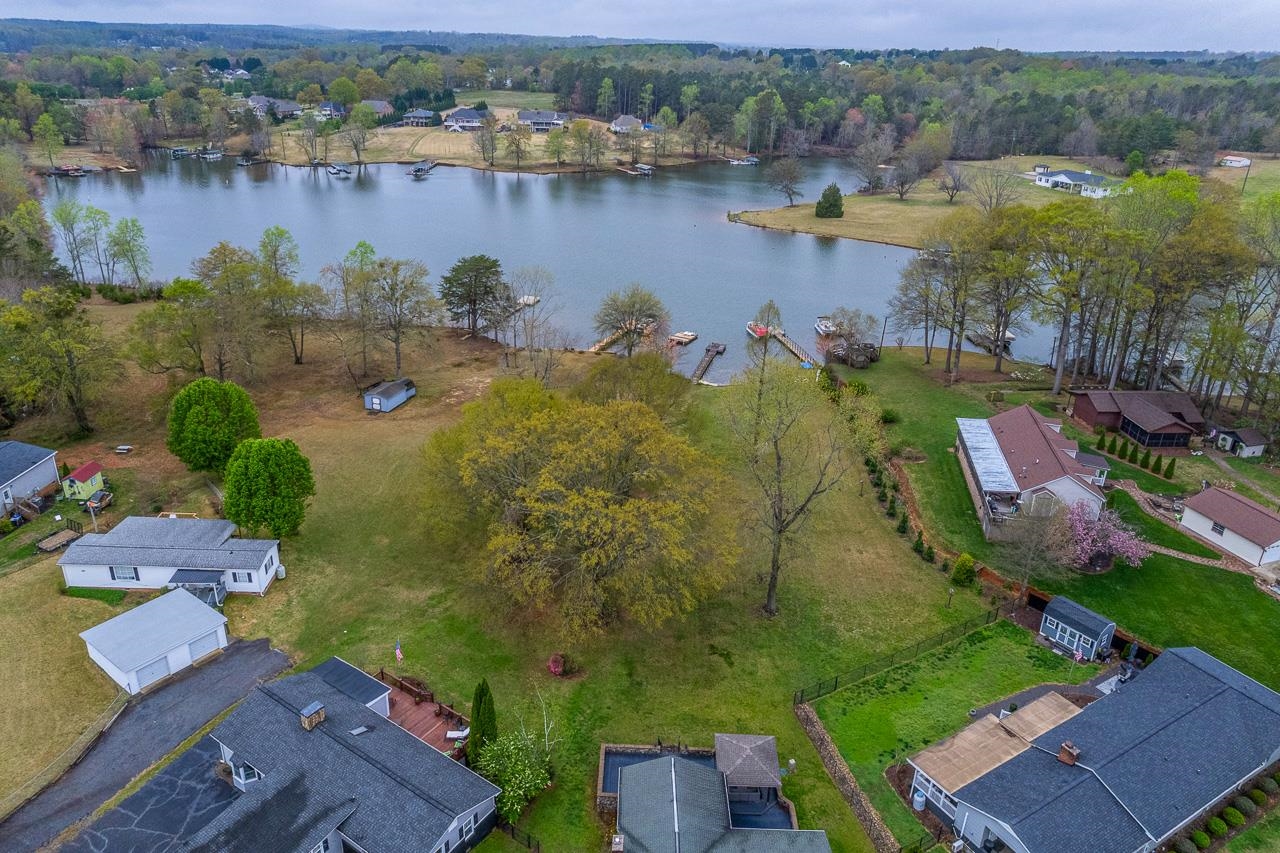 423 Coggins Shore Road, Inman, South Carolina image 10