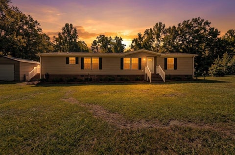 Mobile Home For Sale - 1510 Highway 414<br/> Greenville County, Travelers Rest, SC 29690