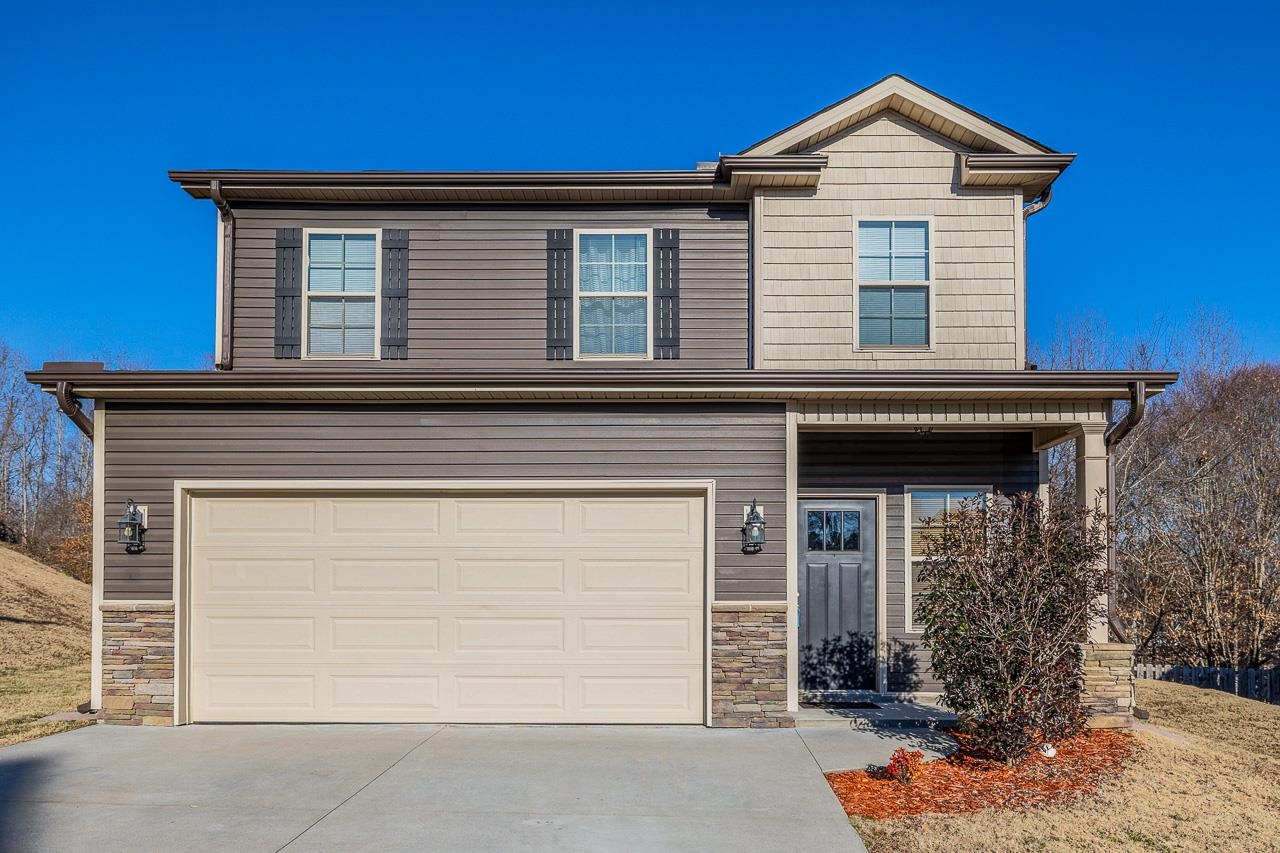137 Palmetto Valley Ct Dr, Greer, South Carolina image 1