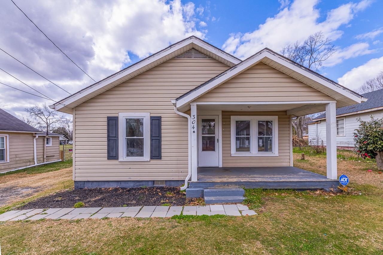 304 Poplar Drive, Greer, South Carolina image 2