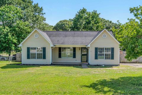 Homes For Sale - 128 Belle Flower Court<br/> Spartanburg, SC 29303